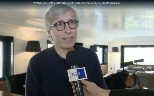 Screenshot 2025-04-10 alle 15.00.57.png David Trueba a Napoli: il servizio della TGR Campania sulla Laurea Honoris Causa