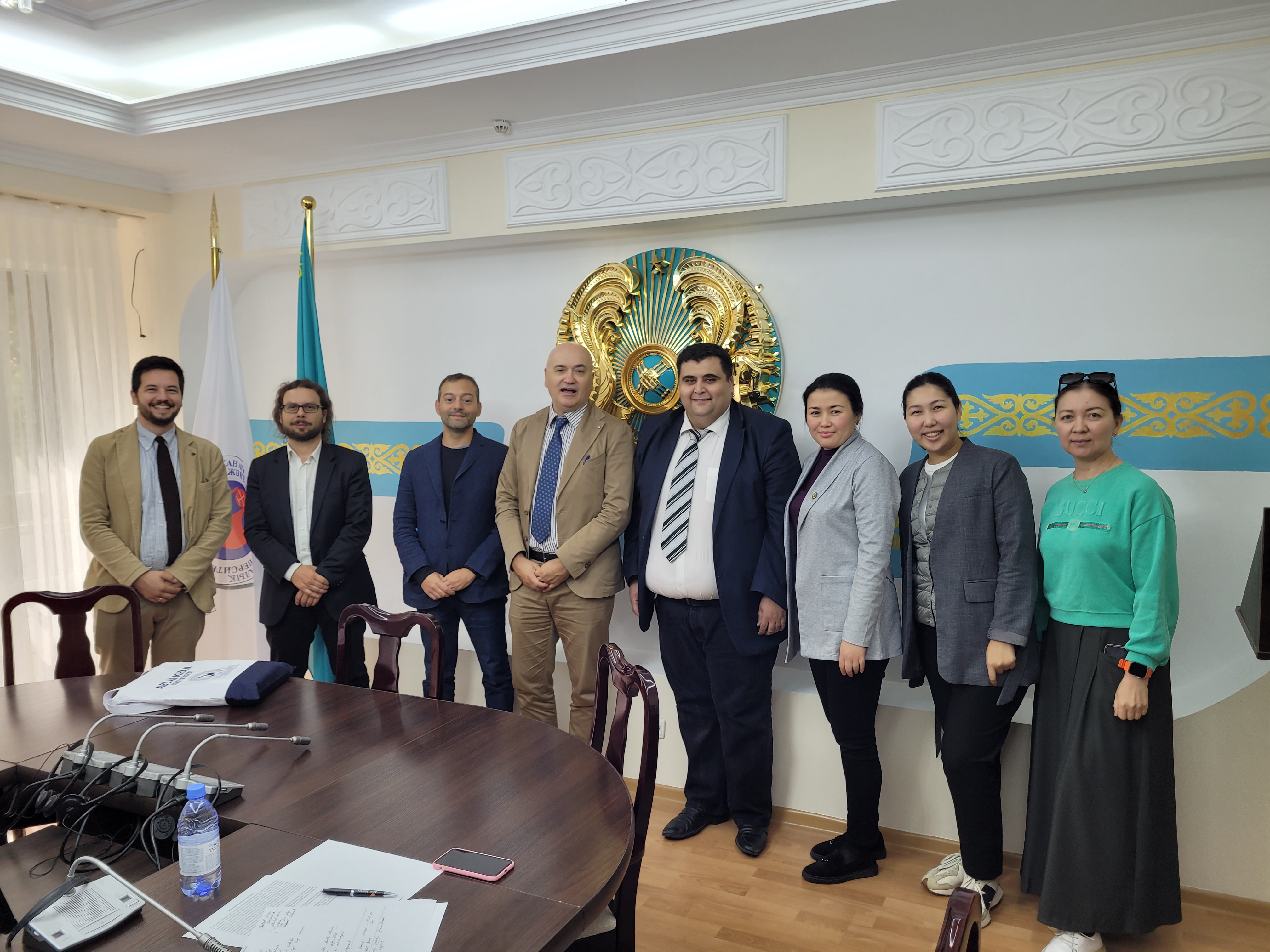 Foto 5: L’incontro con i rappresentanti della Kazakh Ablai Khan University of International Relations and World Languages