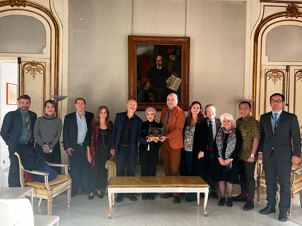 Delegazione indonesiana all'Orientale