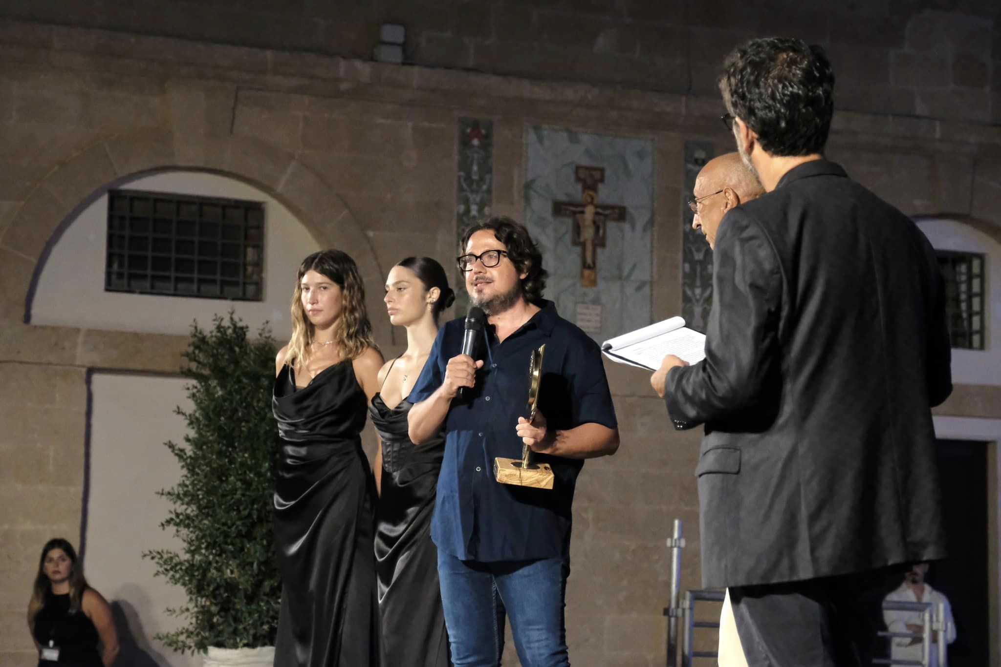 Premio internazionale per l'archeologia "Zeus di Ugento" al prof. Valentino Nizzo