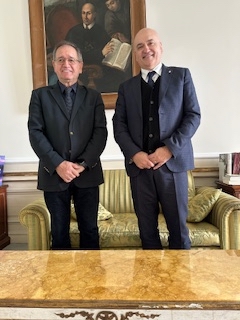 Il 18 febbraio, in occasione della laurea HC alla Presidente slovena, il Rettore Tottoli ha incontrato il Presidente di EMUNI, prof. Rado Bohinc, per discutere future collaborazioni nell’ambito del network accademico euromediterraneo.