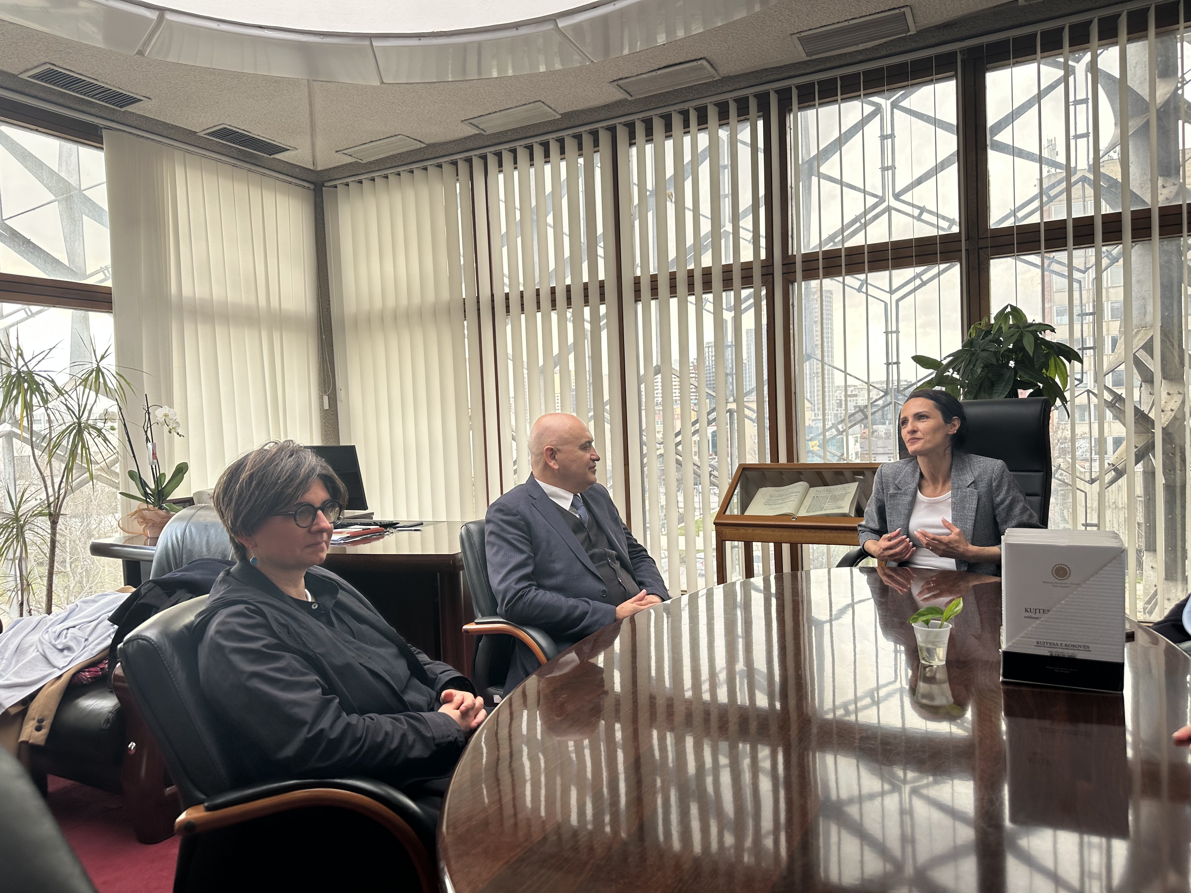 visita Biblioteca Nazionale di Prishtina