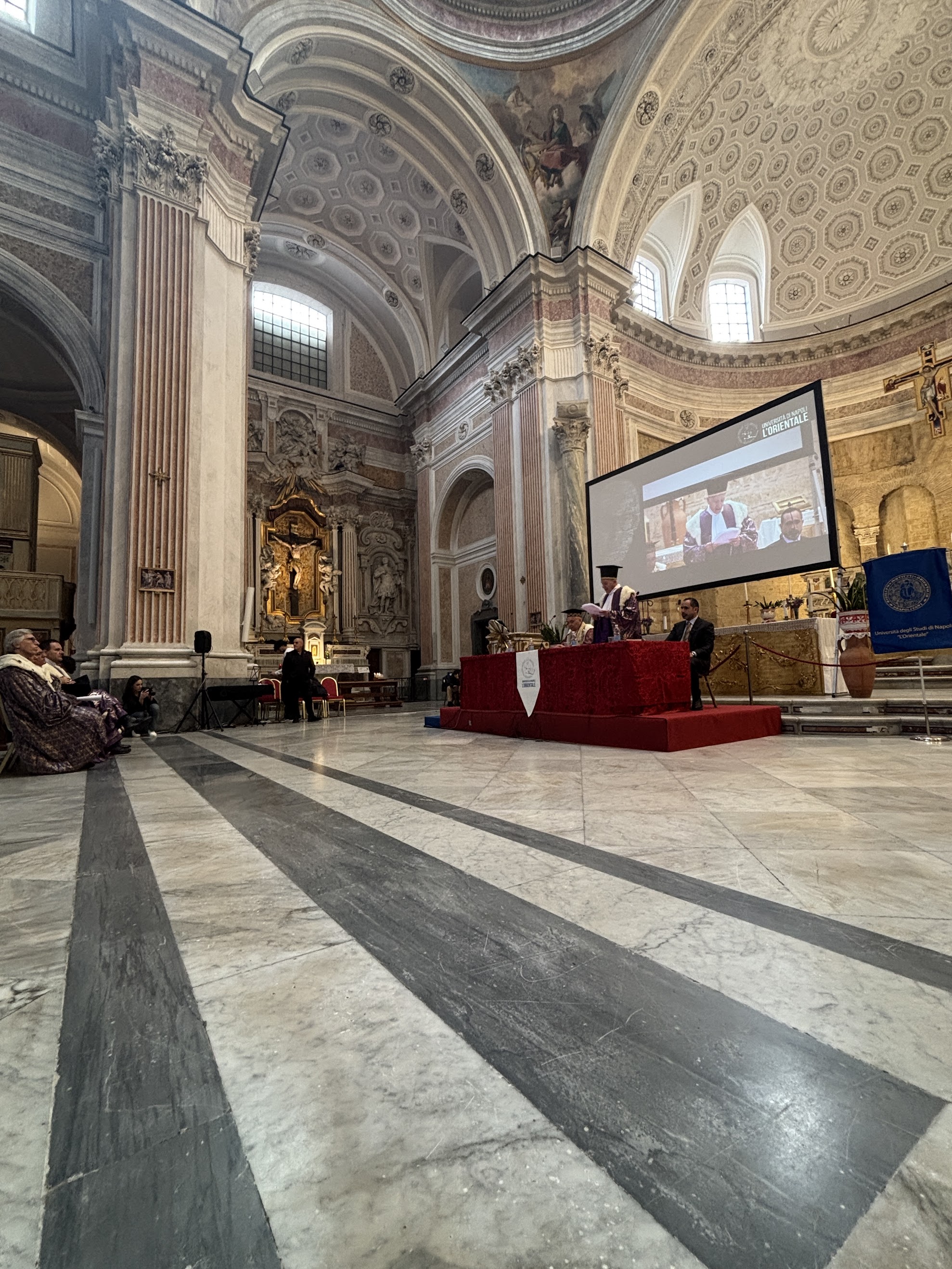 David Trueba riceve la Laurea Honoris Causa a Napoli: un omaggio alla sua carriera
