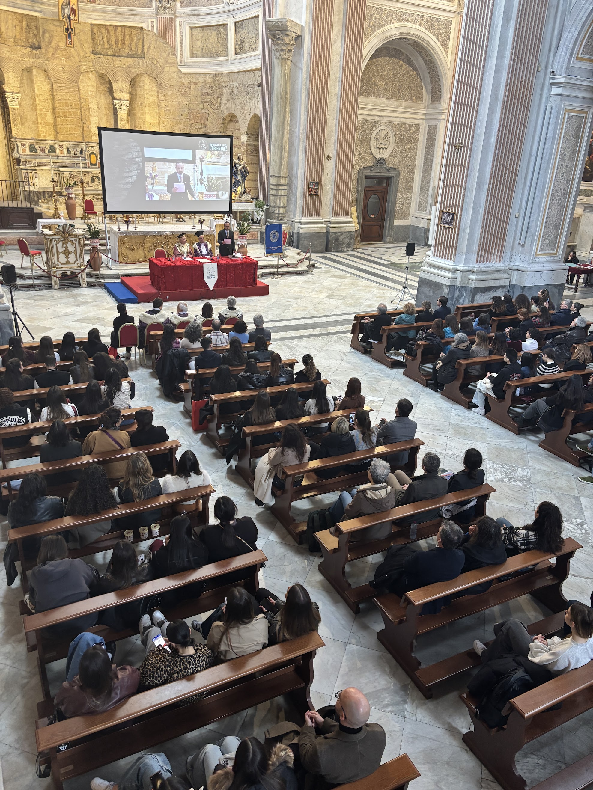 David Trueba riceve la Laurea Honoris Causa a Napoli: un omaggio alla sua carriera