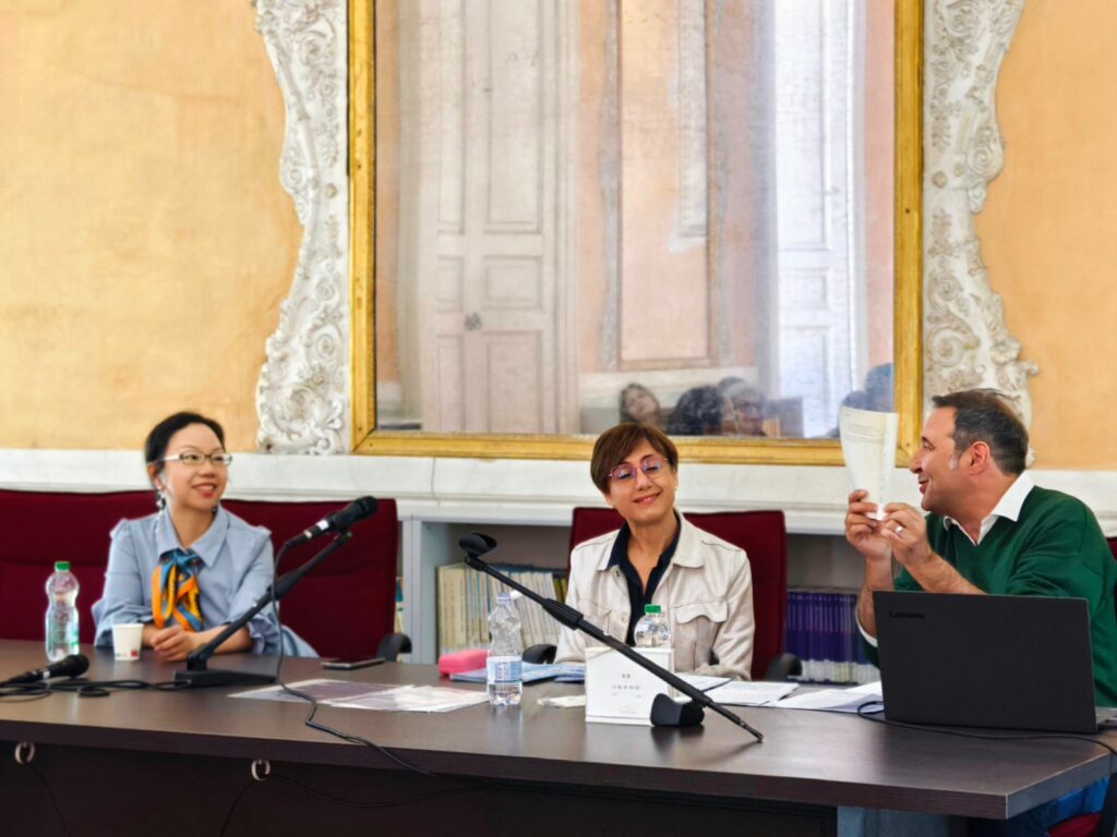 Presentazione libro Du Fu Istituto Confucio Napoli Università L'Orientale