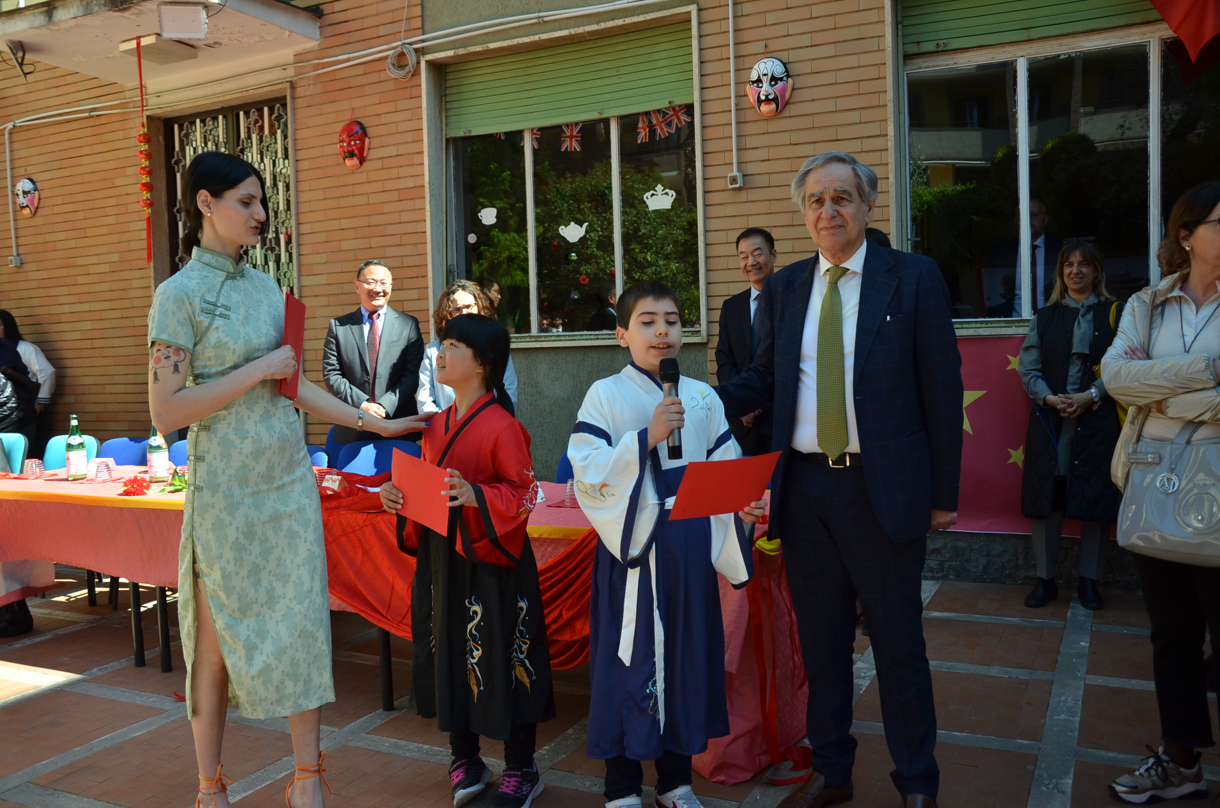 istituto Confucio al “Chinese Day” della Scuola Primaria Paritaria Bilingue di Benevento università napoli l'orientale