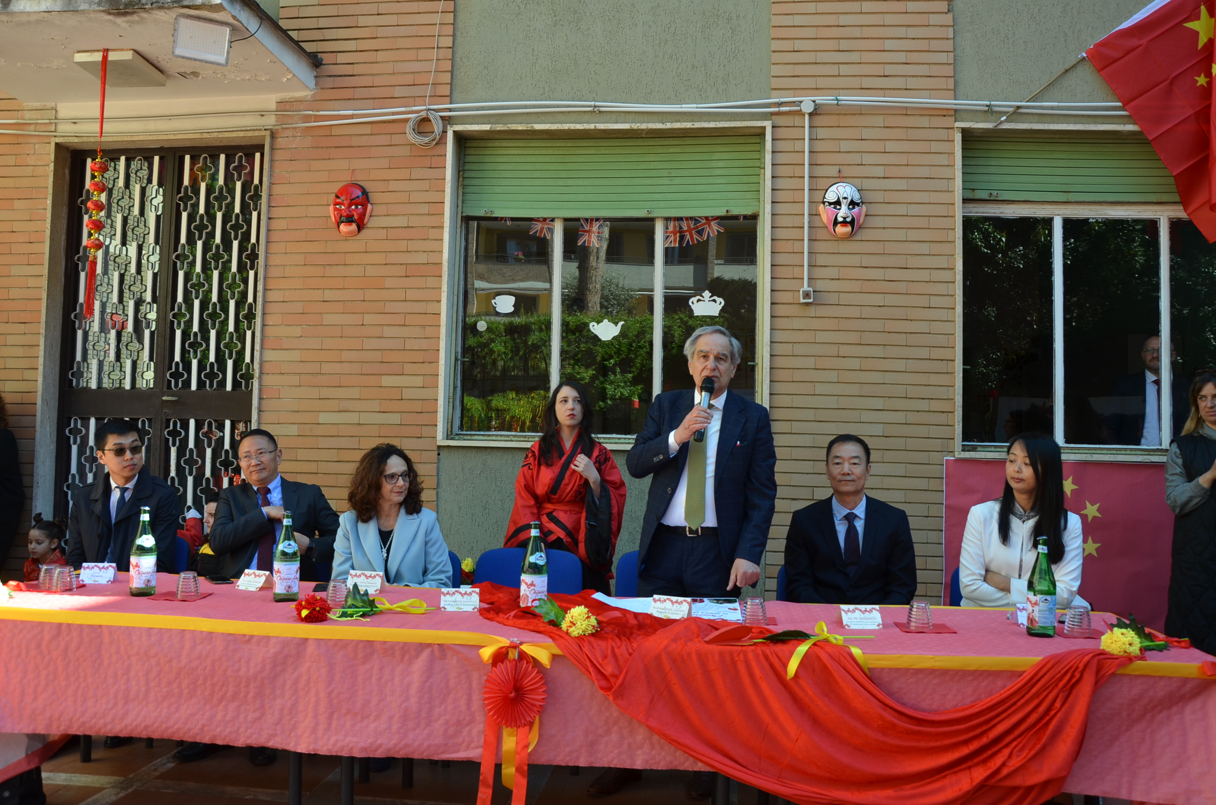 istituto Confucio al “Chinese Day” della Scuola Primaria Paritaria Bilingue di Benevento università napoli l'orientale