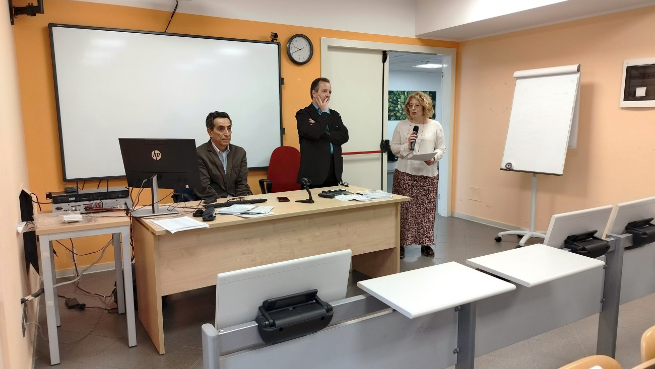 Laboratorio di cinema - Incontro con Maurizio Gemma Università L'Orientale Centro Linguistico