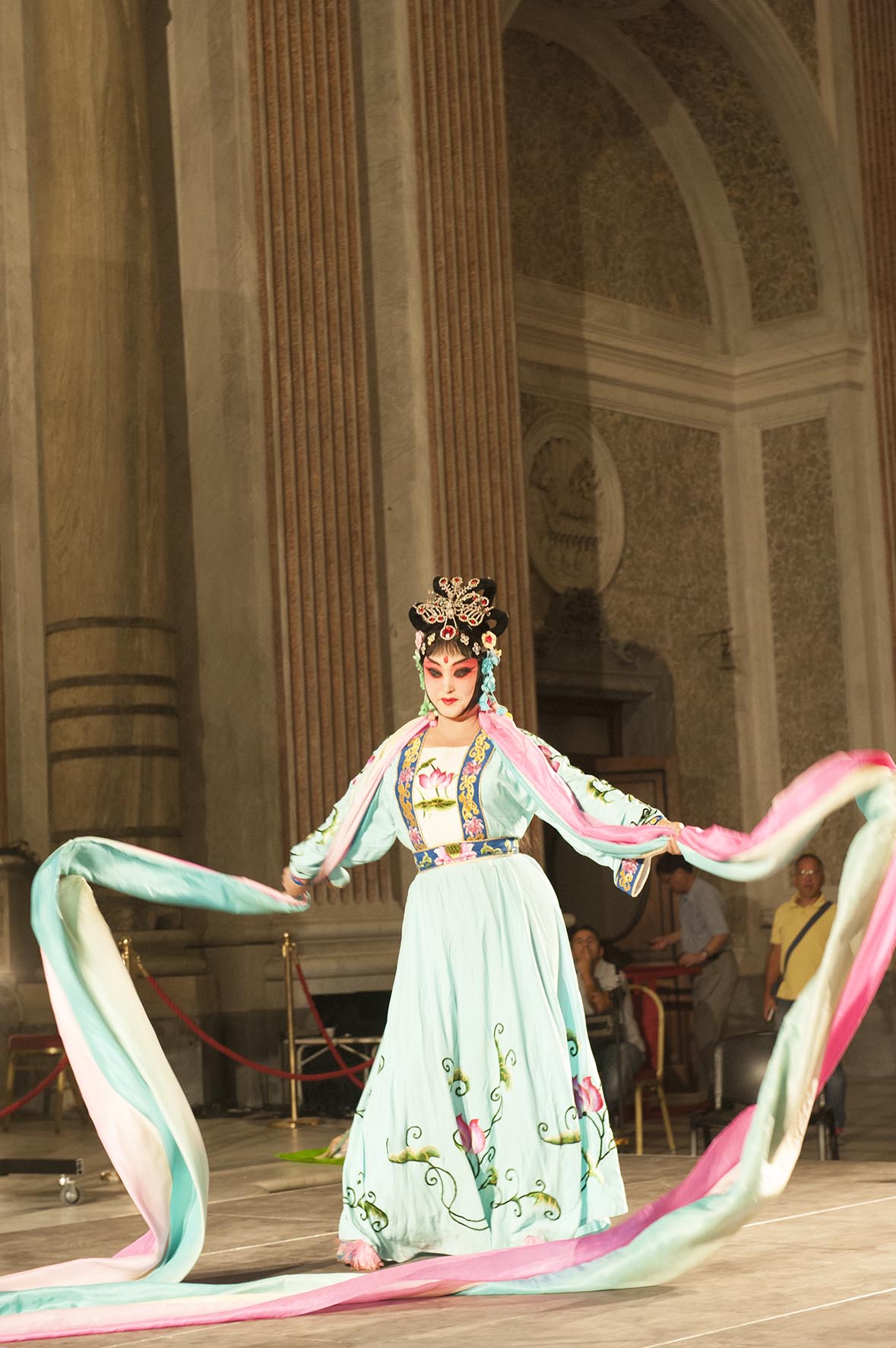 Accademia di teatro di Shangai Istituto Confucio Università Napoli L'Orientale