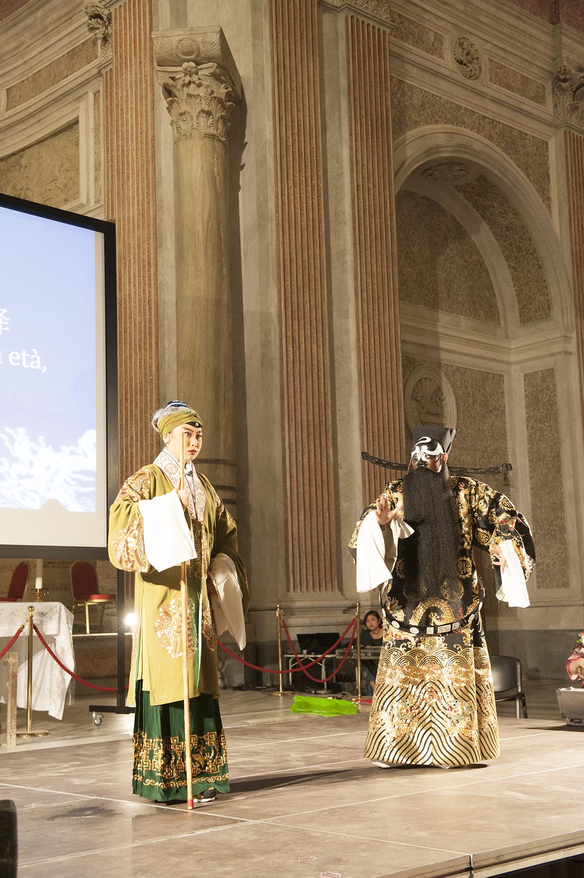 Accademia di teatro di Shangai Istituto Confucio Università Napoli L'Orientale