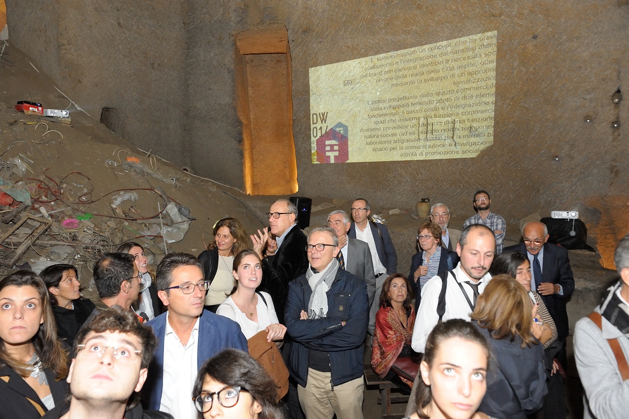 Istituto Confucio - Tunnel Borbonico Università Napoli L'Orientale