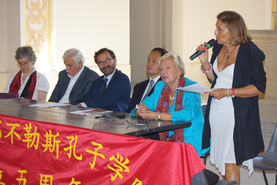 Italiani in Cina. Note di viaggio tra il visibile e l’invisibile Istituto Confucio Università Napoli L'Orientale