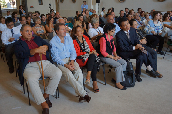 Italiani in Cina. Note di viaggio tra il visibile e l’invisibile Istituto Confucio Università Napoli L'Orientale