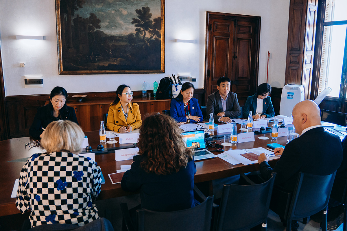 Istituto Confucio Napoli Comitato Direttivo Università di Napoli L'Orientale