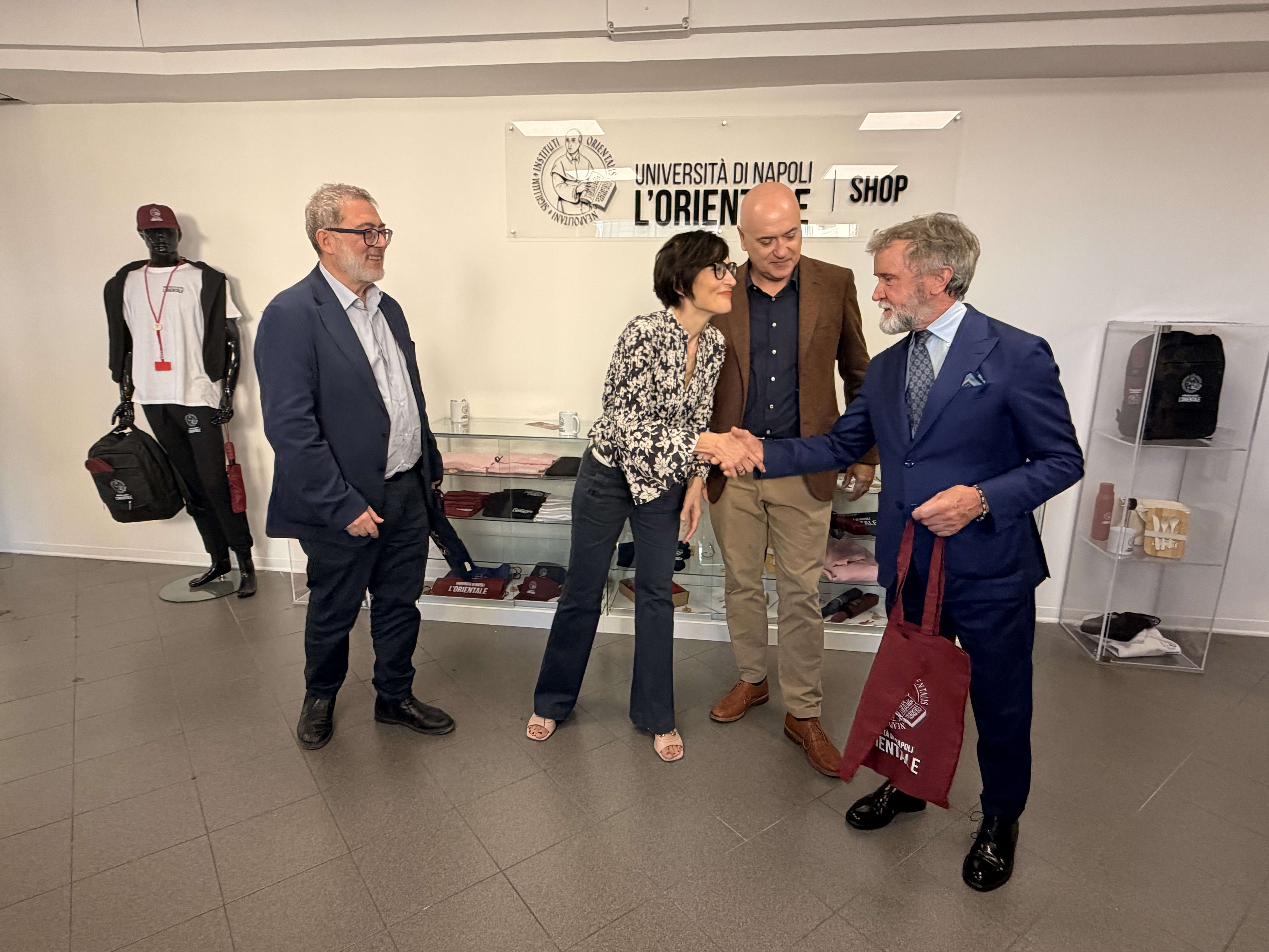 UniOr Shop ha aperto al Palazzo del Mediterraneo!