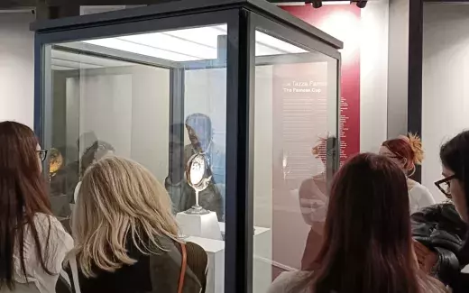 In visita alla Collezione Farnese (MANN)