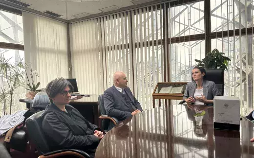 visita Biblioteca Nazionale di Prishtina